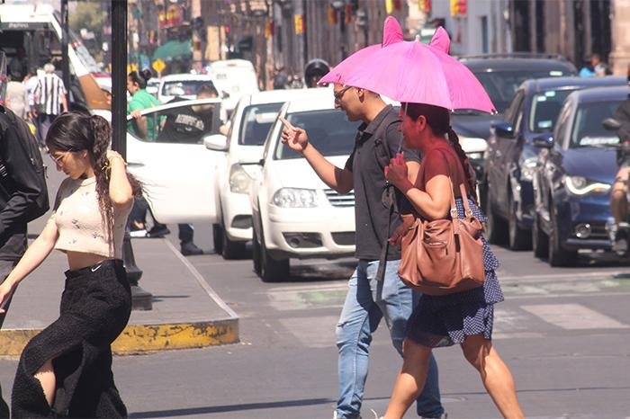 Michoacán prevé temperaturas de hasta 45 °C este sábado.