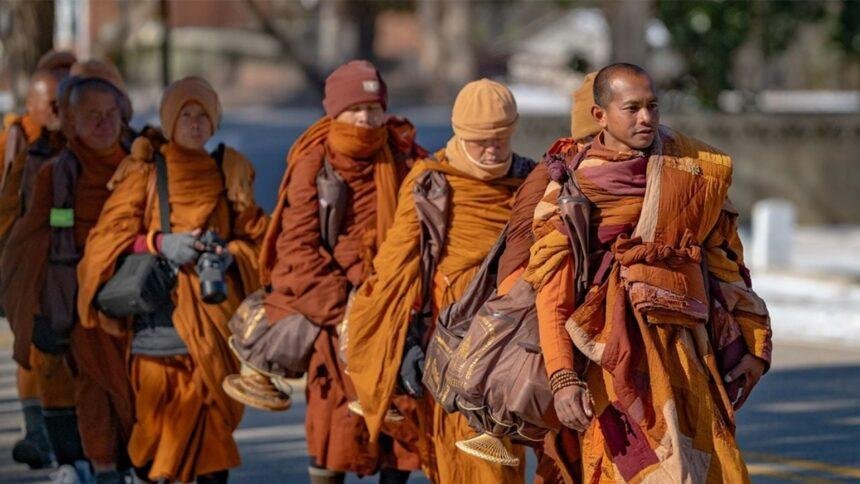 Monjes budistas detenidos por narcóticos en aeropuerto de Sri Lanka