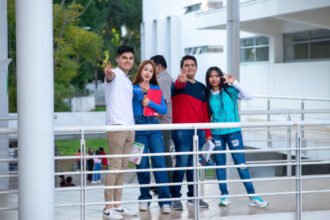 Morelia: más de 57 mil estudiantes de la UMSNH retornan a clases