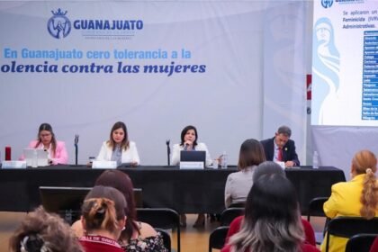 mujeres itzel