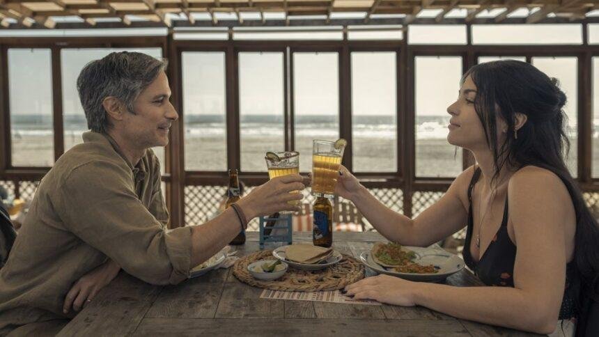 Paulina Dávila y Gael García Bernal protagonizan "Santita" sobre amor y discapacidad