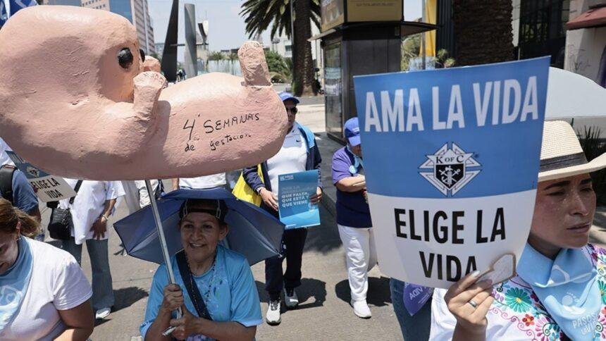 Protestas en el país contra aborto y eutanasia generan debate nacional.