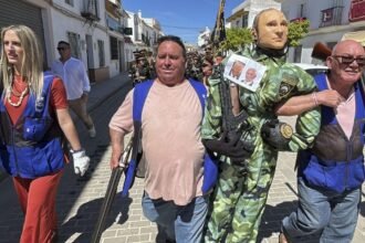 Quema de figura de Netanyahu en Málaga eleva tensión diplomática España-Israel