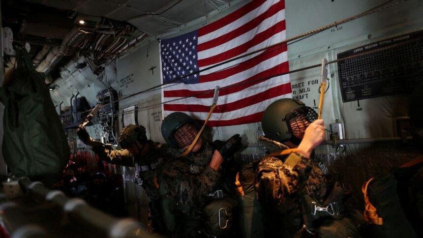 Rescataron al piloto estadounidense tras derribo: aeronaves ligeras y distracciones a Irán