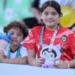 Santos Laguna organiza lluvia de peluches para ayudar a niños necesitados