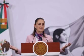 Sheinbaum informa falta de comunicación con gobernadora de Chihuahua tras muerte de estadounidenses.