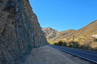SOP refuerza seguridad vial en Xichú, Guanajuato mediante estabilización de taludes