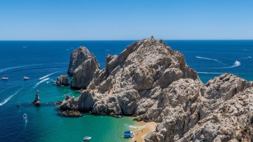 Turismo de EE. UU. a Los Cabos cae 49% por inseguridad en 2026
