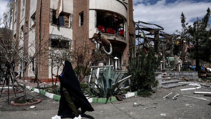 Washington: EE. UU. e Irán negocian alto al fuego de 45 días