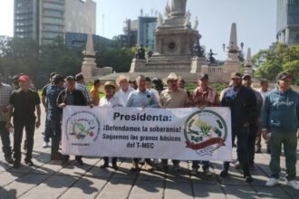 Agricultores denuncian a Marcelo Ebrard por traición a la patria