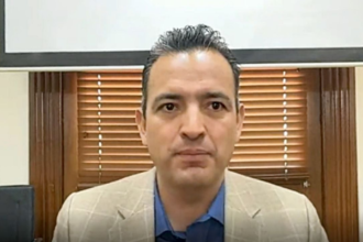 Alcalde de Chihuahua respalda convenio con policía neoyorquina ante críticas de Sheinbaum