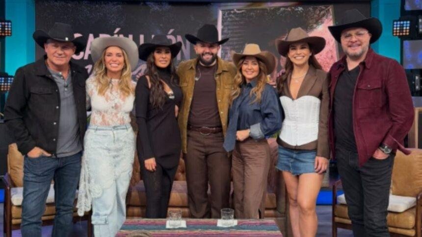 Andrea Legarreta anuncia la salida de dos colaboradores del programa Hoy
