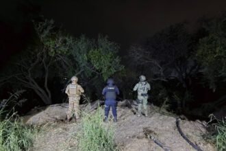 Aseguran 25 mil litros de gasolina en toma clandestina en Cortazar