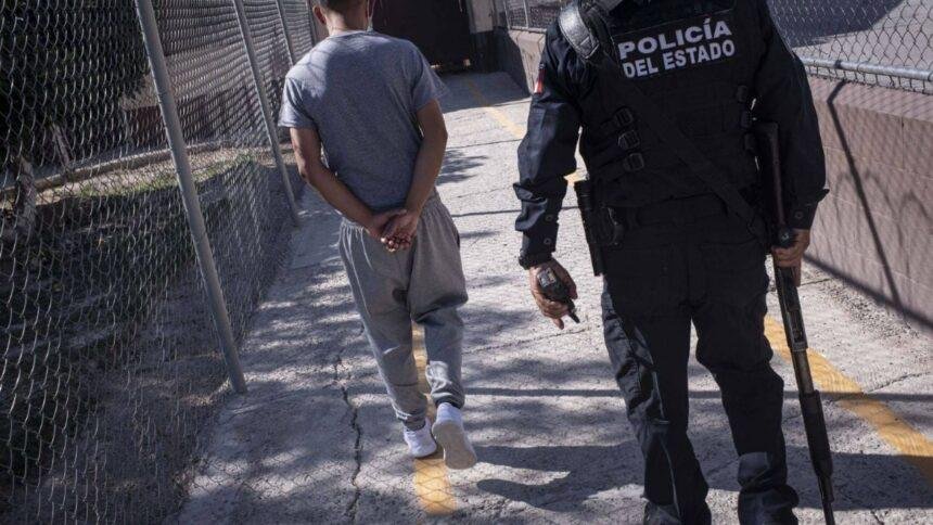 Aumentan a dos los fallecidos y siete heridos en riña en Cereso de Sonora.