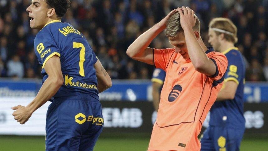 Barcelona pierde la oportunidad de 100 puntos tras derrota con Alavés