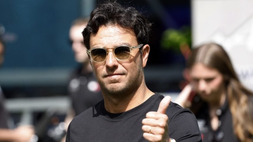 Cadillac afirma que Checo Pérez se queda en el equipo la próxima temporada
