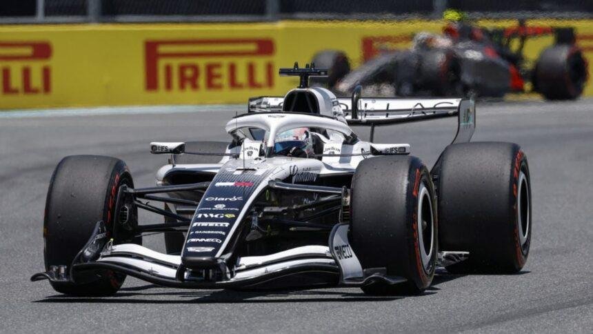 Checo Pérez finaliza décimo octavo en práctica del GP de Miami