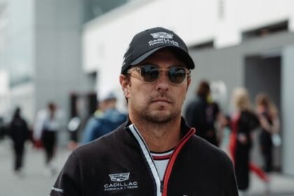 Checo Pérez logra su mejor resultado, pero sufre sanción en Canadá
