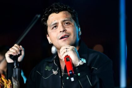 Christian Nodal revela su deseo de actuar y habla de dinero en su entorno