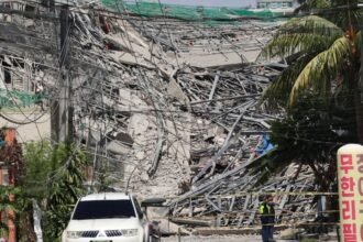 Colapso de edificio en construcción en Filipinas deja al menos 30 trabajadores atrapados