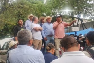 Conflicto entre agricultores y transportistas culmina sin acuerdos con gobierno de Sheinbaum