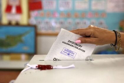 Conservadores triunfan en elecciones parlamentarias de Chipre con 69% de participación