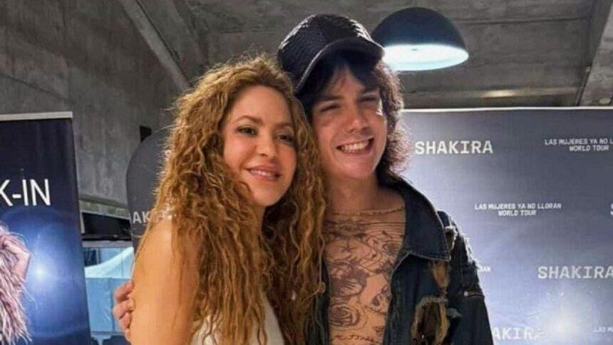 Dario Mittmann viste a Shakira en su espectáculo en Copacabana