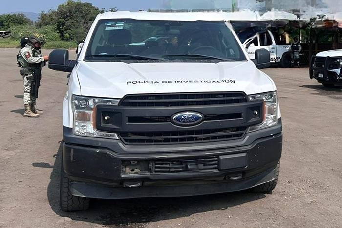 Descubren osamentas en fosa clandestina de Cenobio Moreno, Apatzingán