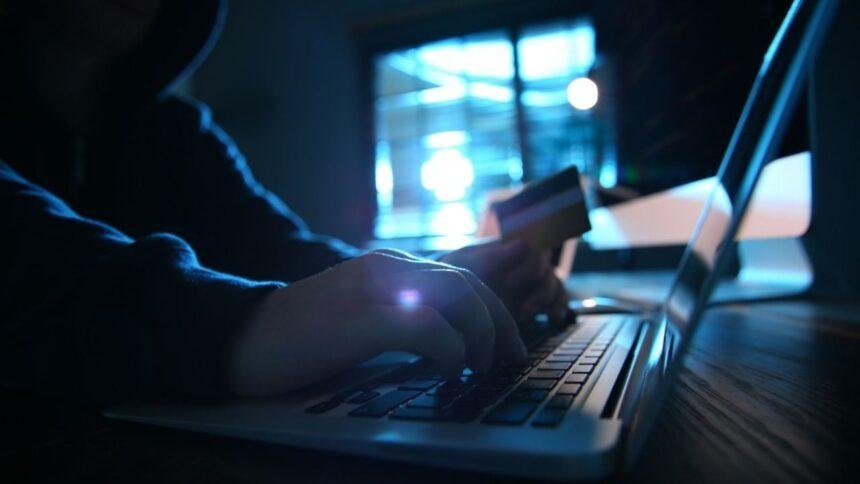 Detienen en Túnez a 26 miembros de red de estafas en redes sociales