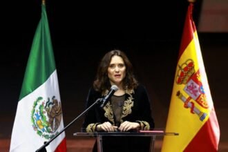 Díaz Ayuso denuncia amenazas tras viaje a México y críticas a gobiernos