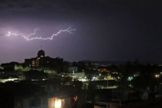 Diez estados en alerta por lluvias y tormentas este sábado