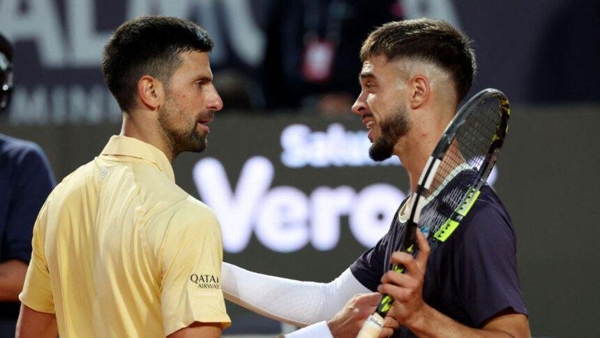 Djokovic queda fuera del Abierto de Italia ante un joven croata