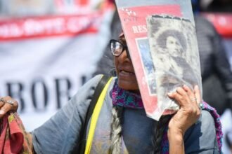 Docentes protestan a nivel nacional en el Día del Maestro por demandas pendientes