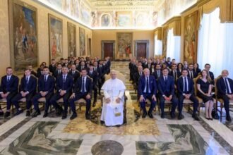 El papa León XIV se reúne con el Inter de Milán tras su victoria