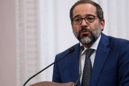 Exgobernador de Colima y exsecretario de finanzas enfrentan cargos de peculado a nivel nacional
