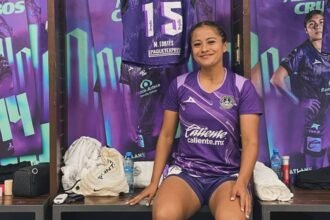 Exjugadora vende recuerdos de la Liga MX Femenil para cirugía de rodilla