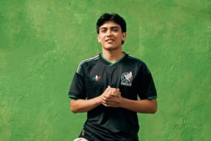 Gilberto Mora, el futbolista mexicano más joven en un Mundial con 17 años