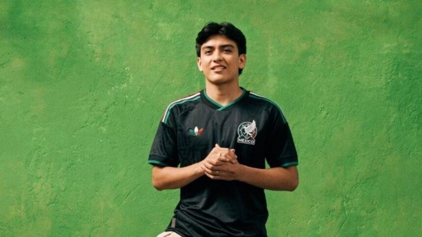 Gilberto Mora, el futbolista mexicano más joven en un Mundial con 17 años