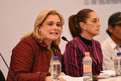 Gobernadora de Chihuahua declara ante la FGR por agentes estadounidenses.