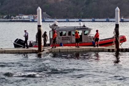 gobierno federal asegura 13 paquetes de cocaina en el oceano Gobierno federal asegura 13 paquetes de cocaína en el océano Pacífico