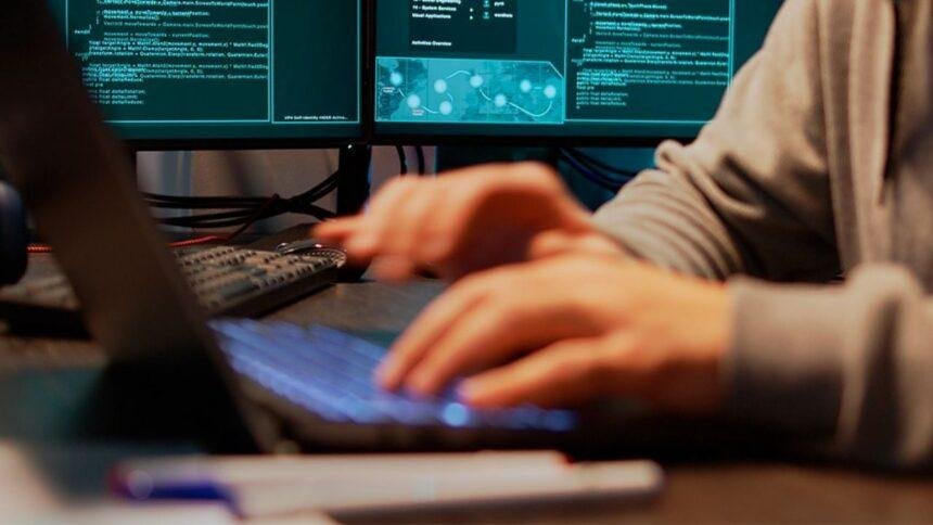 Gobierno federal confirma intrusión cibernética en plataforma "La Escuela es Nuestra"