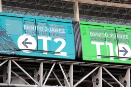 Humo en Terminal 2 del AICM tras entrega de obras por Sheinbaum