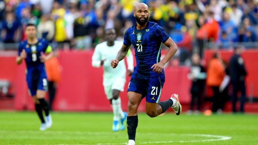 Igor Thiago agradece a Efraín Juárez por su llamado al Mundial