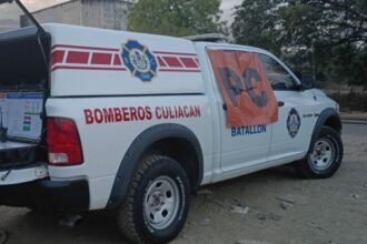 Incendio en pensión de vehículos de la fiscalía afecta operaciones en Sinaloa