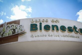 Inhabilitación de funcionarios del Banco del Bienestar impacta la confianza pública nacional.