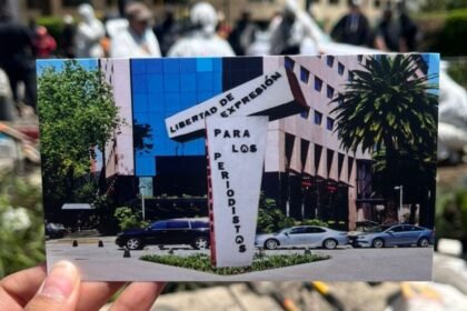 instalan antimonumento en cdmx en memoria de periodistas asesinados y Instalan antimonumento en CDMX en memoria de periodistas asesinados y desaparecidos