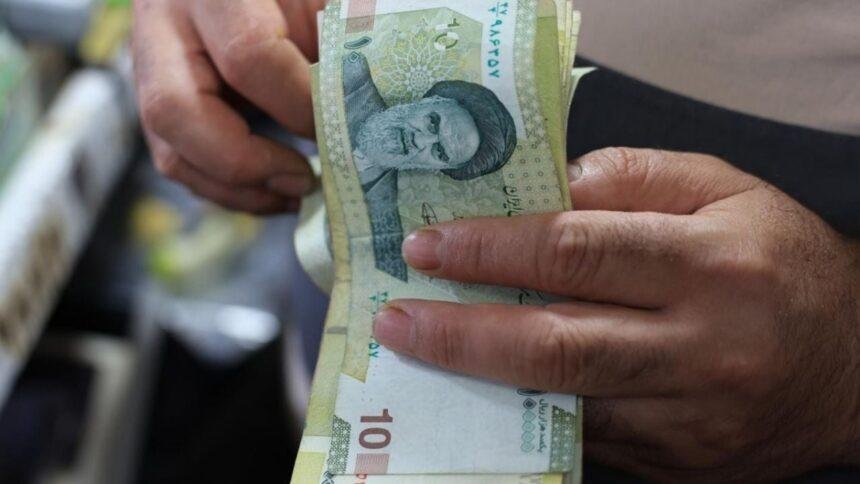 Irán enfrenta crisis económica tras desplome histórico de su moneda por bloqueos de EE. UU.