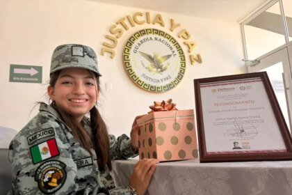 Ivanna Sophia, joven de 13 años, designada Soldado Honorario en la Guardia Nacional