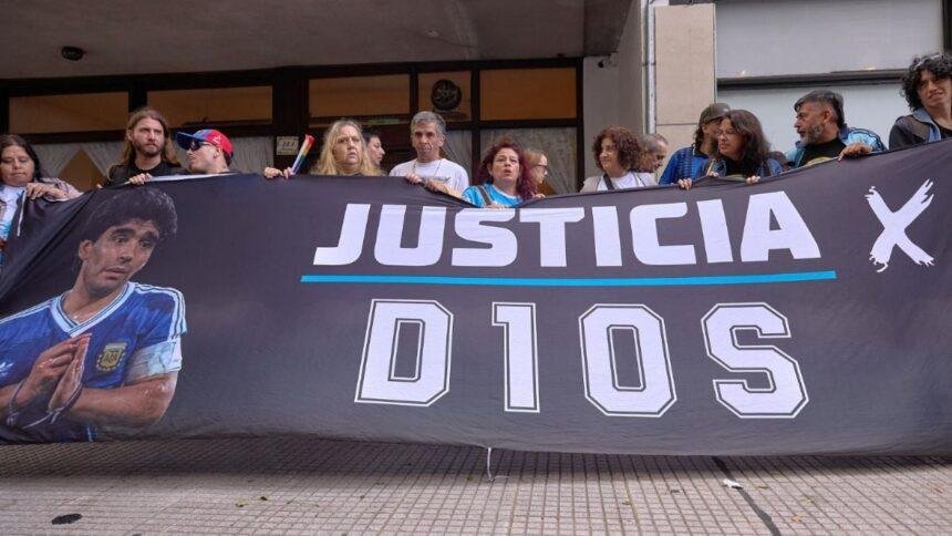 Maradona: peritos revelan detalles de su agonía prolongada y peso del corazón