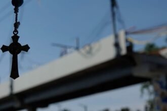 Marcha silenciosa en Olivos conmemora cinco años del desplome de la Línea 12 del Metro